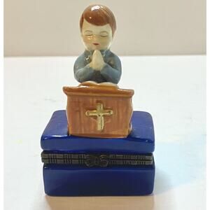 First Communion Trinket Box Hinged Lid Boy Kneeling Praying Cross Trinket